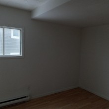 4&frac12; semi-meubl&eacute;, au Centre-Ville de Sherbrooke