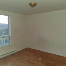 4&frac12; Dans l'Est de Sherbrooke, libre imm&eacute;diatement